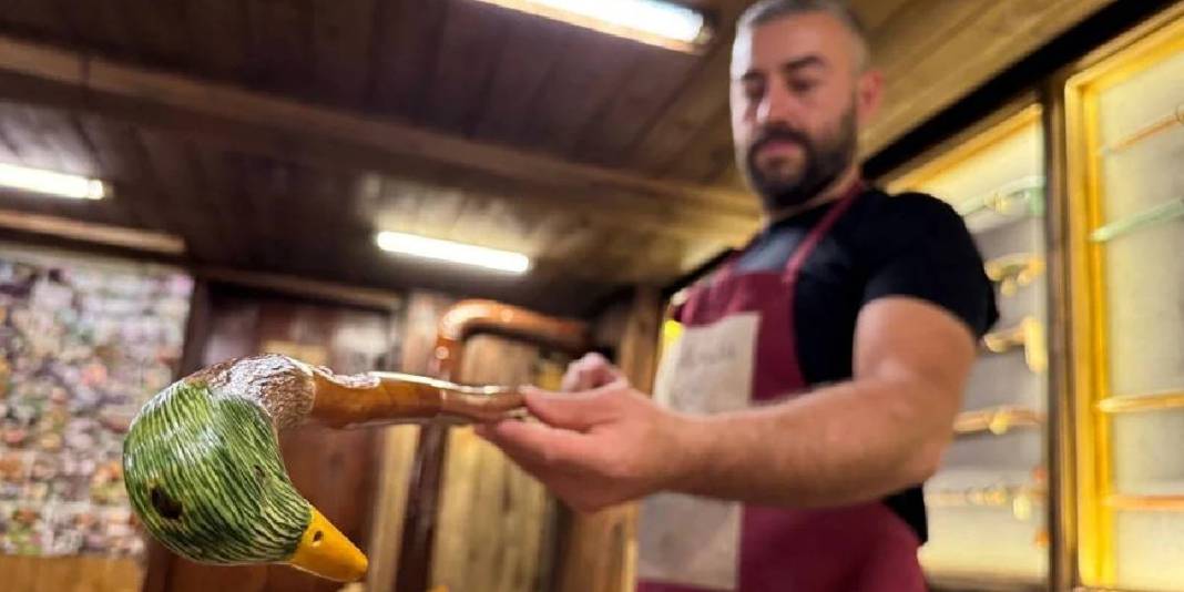 Unutulan zanaata can veriyor, baba mesleğini yaşatıyor! 20 yıldır onun elinden çıkıyor: Fiyatı 250 TL’den başlıyor 1